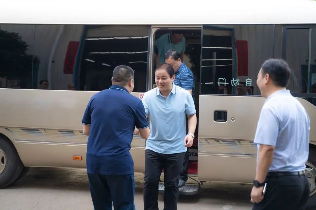 衡陽(yáng)市委副書(shū)記、市長(cháng)朱健一行赴朝陽(yáng)集團進(jìn)行考察